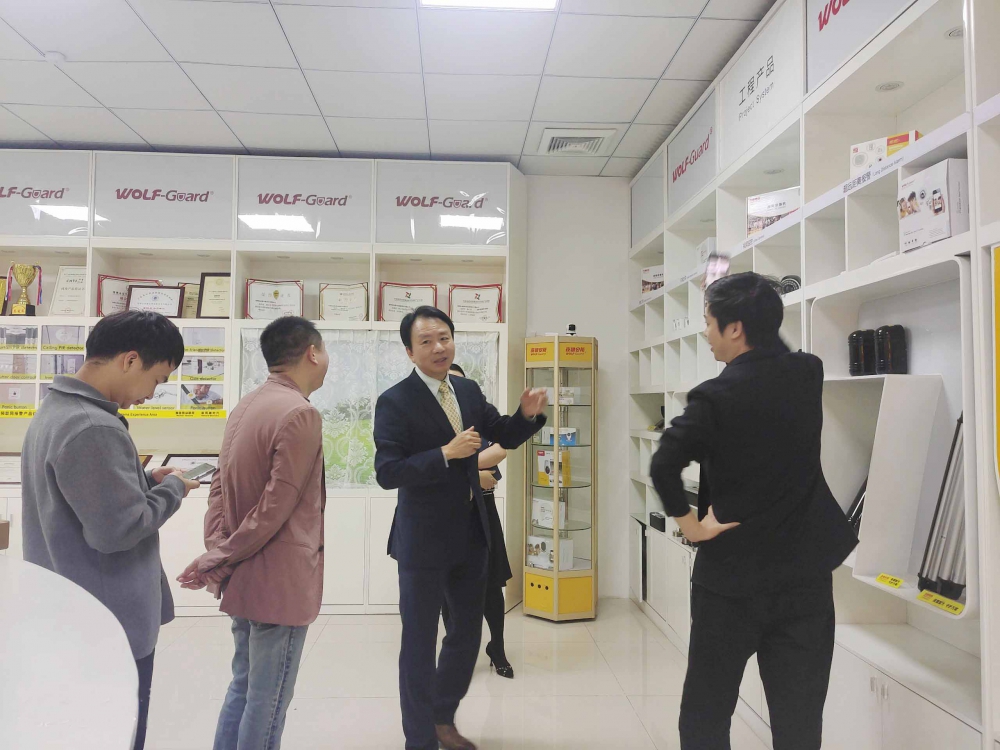 1649495809bce808 1649495809bce808